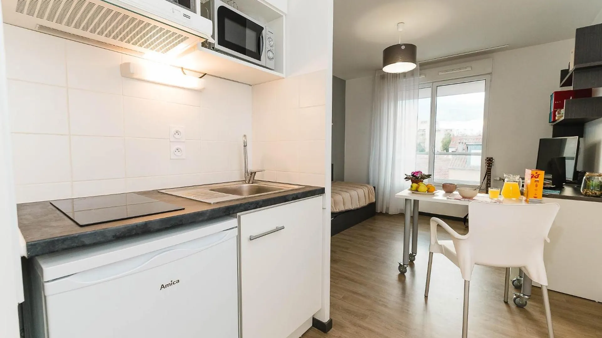 Nemea Villenciel Residence Villeurbanne Aparthotel